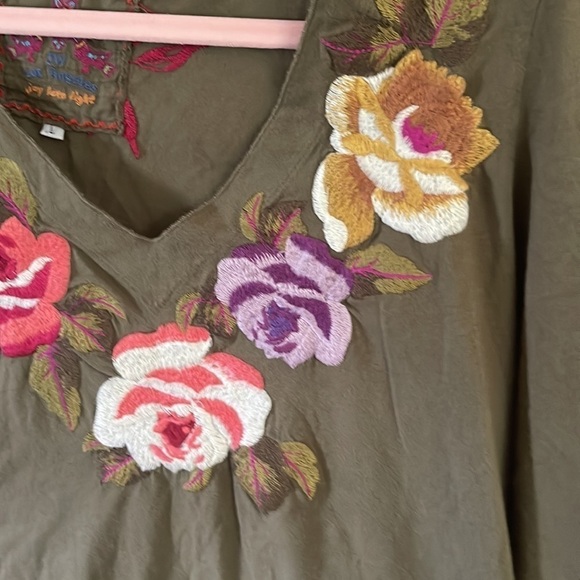 JOHNNY Was Army Green Large Floral Embroidered Tunic. Size L. P/M/A2277 - Picture 2 of 5
